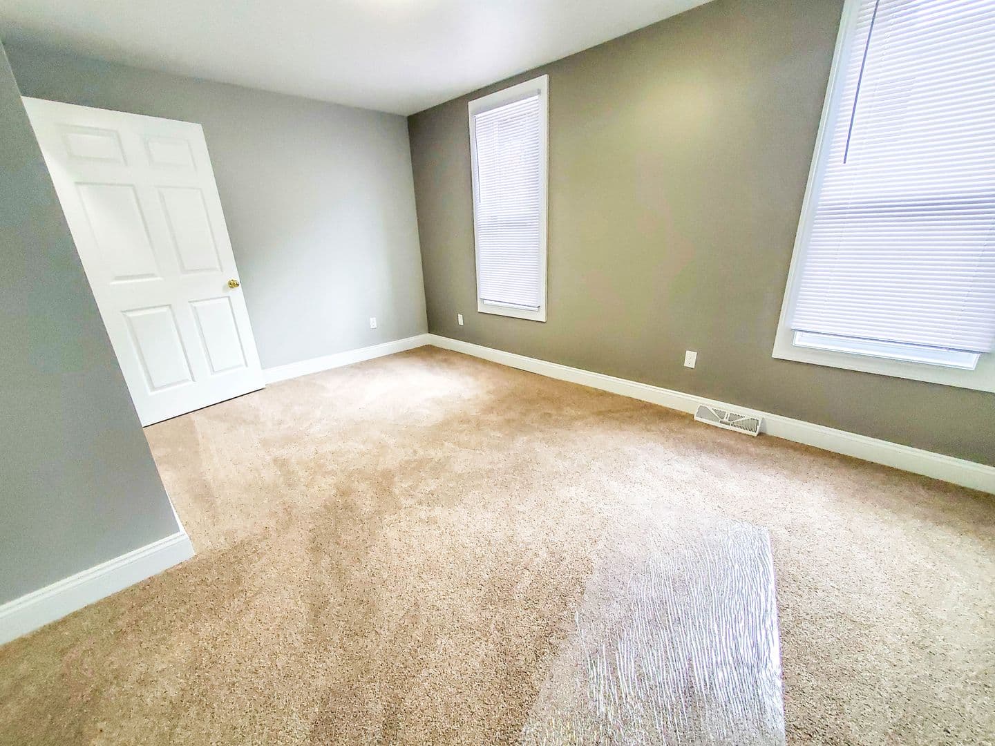Erie Apartment: 717 Myrtle Street