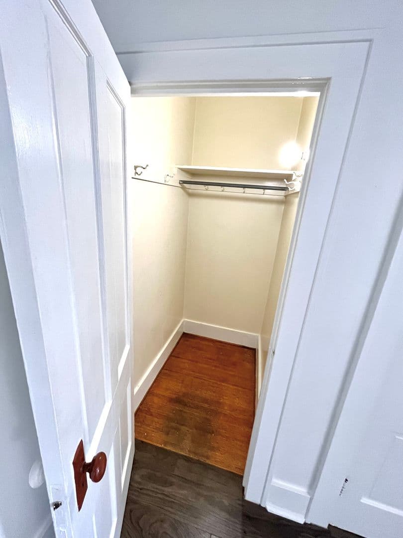 Erie Apartment: 326 West 8th Street