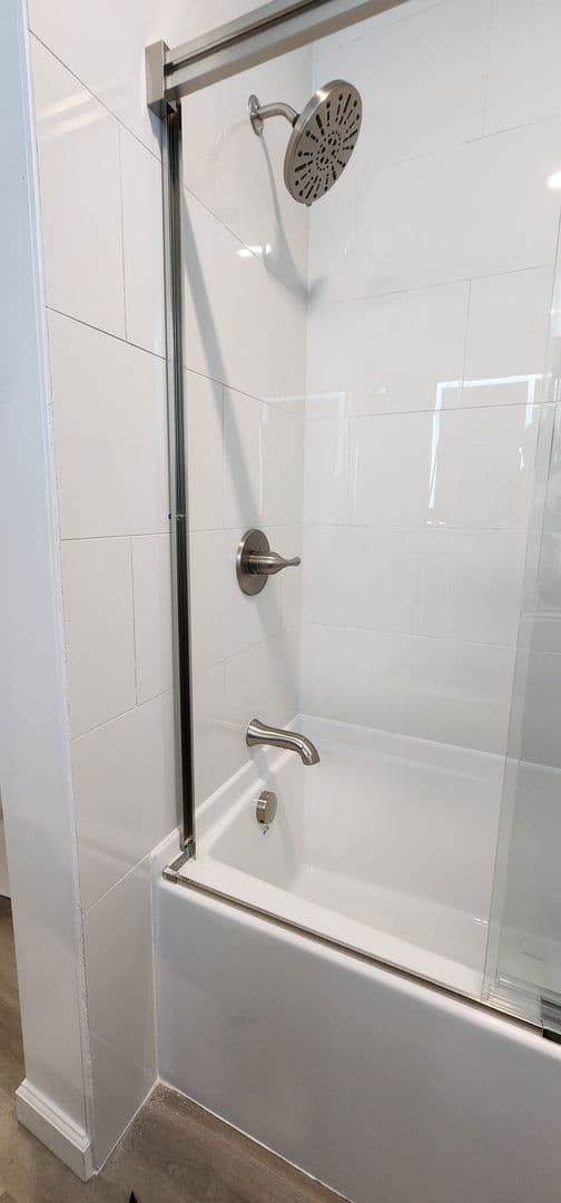 Erie Apartment: 349/353 W 9th St