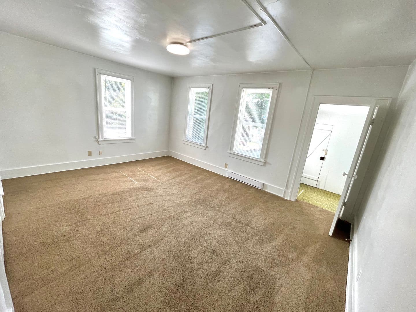 Erie Apartment: 326 West 8th Street