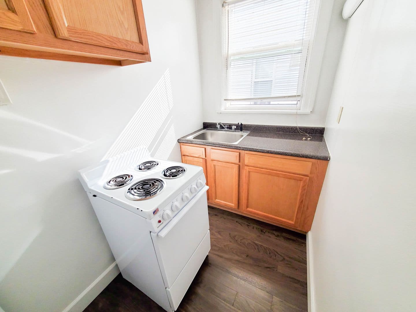 Erie Apartment: 326 West 8th Street