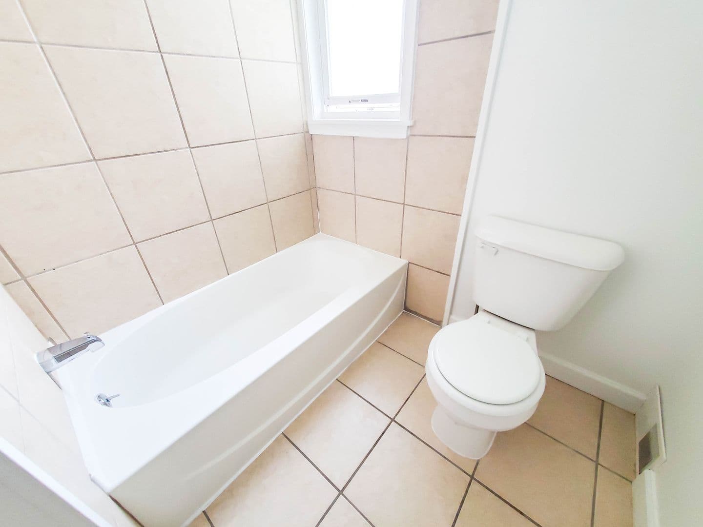 Erie Apartment: 239 West 8th Street