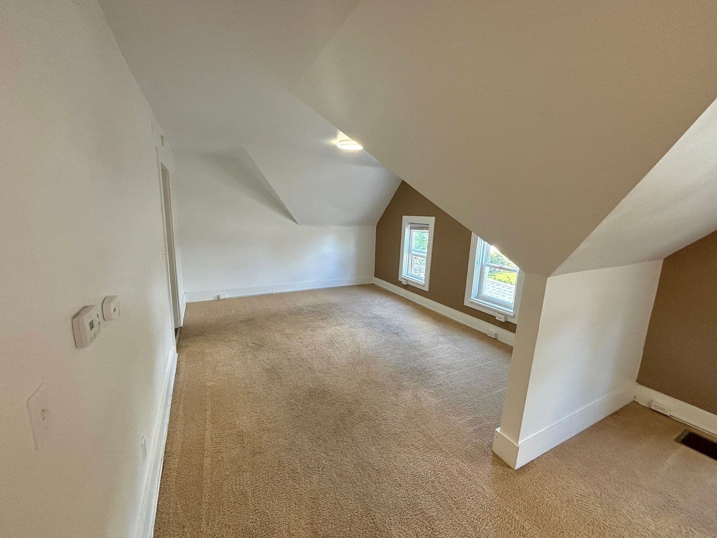 Erie Apartment: 325 West 9th Street