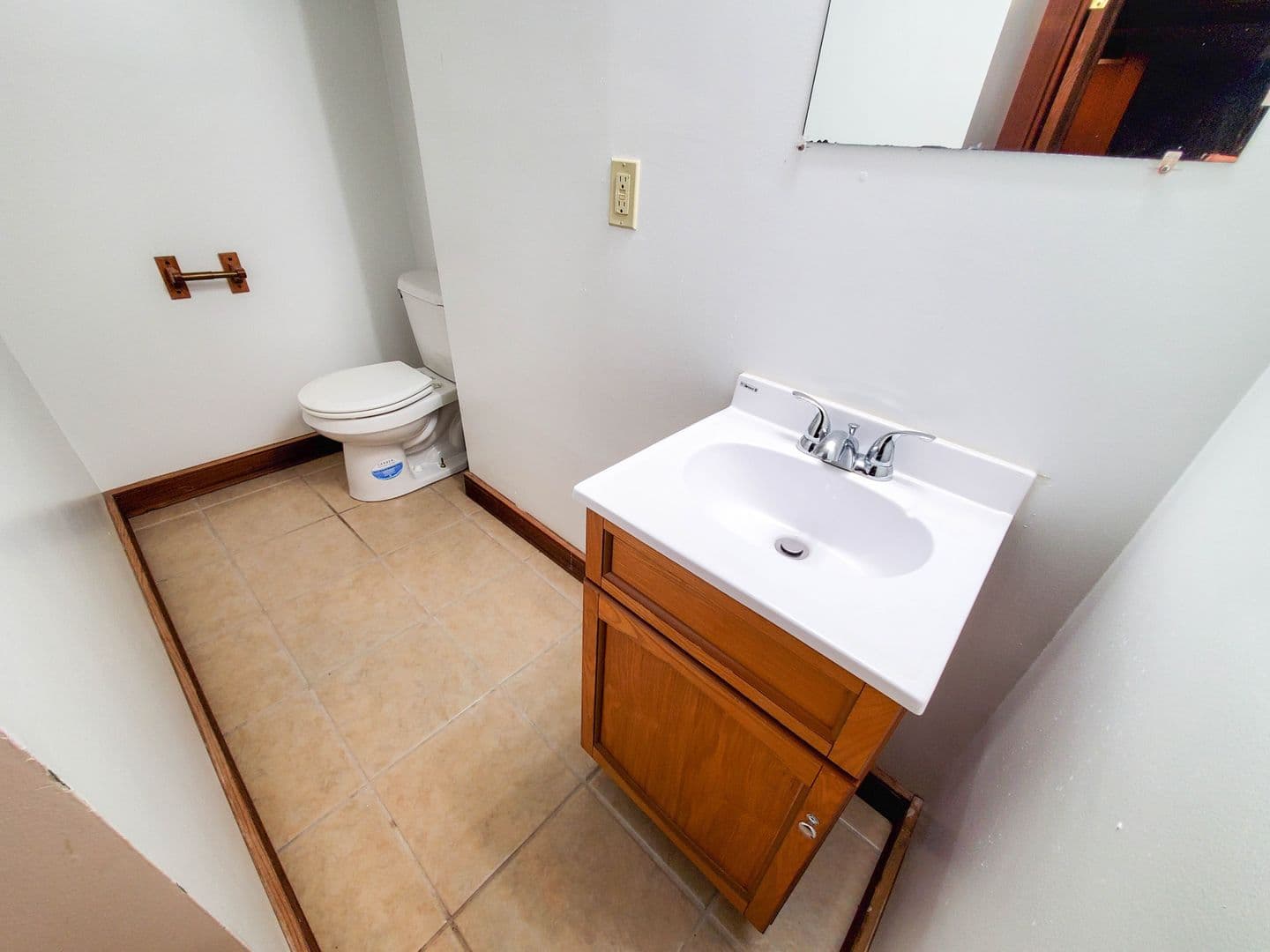 Erie Apartment: 359 West 9th Street