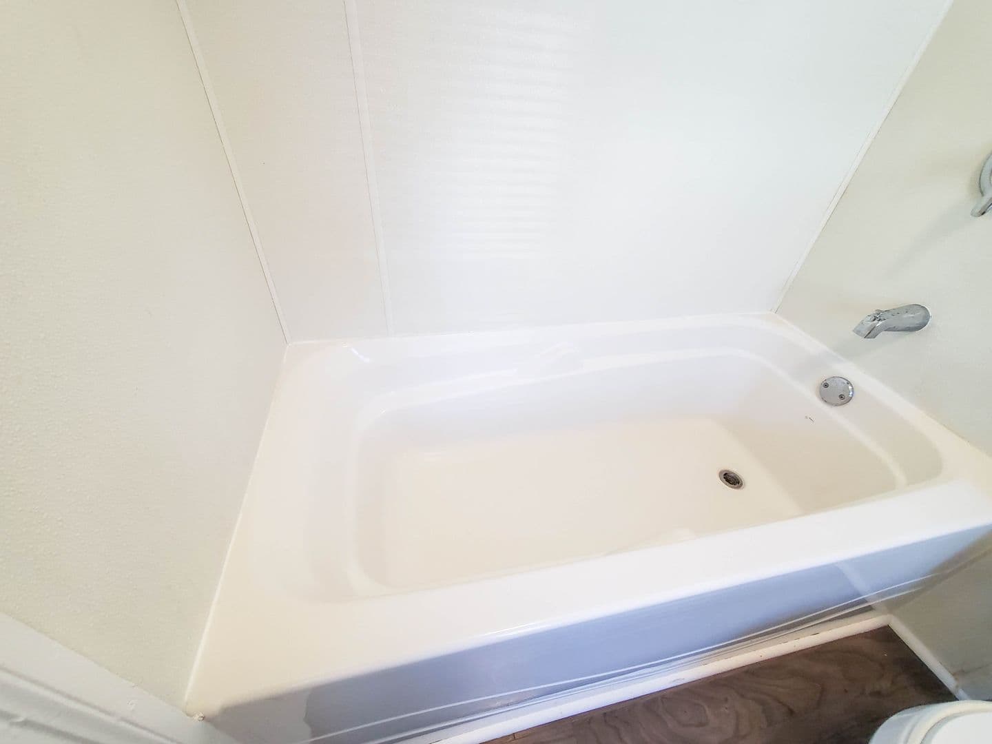 Erie Apartment: 238 West 8th Street