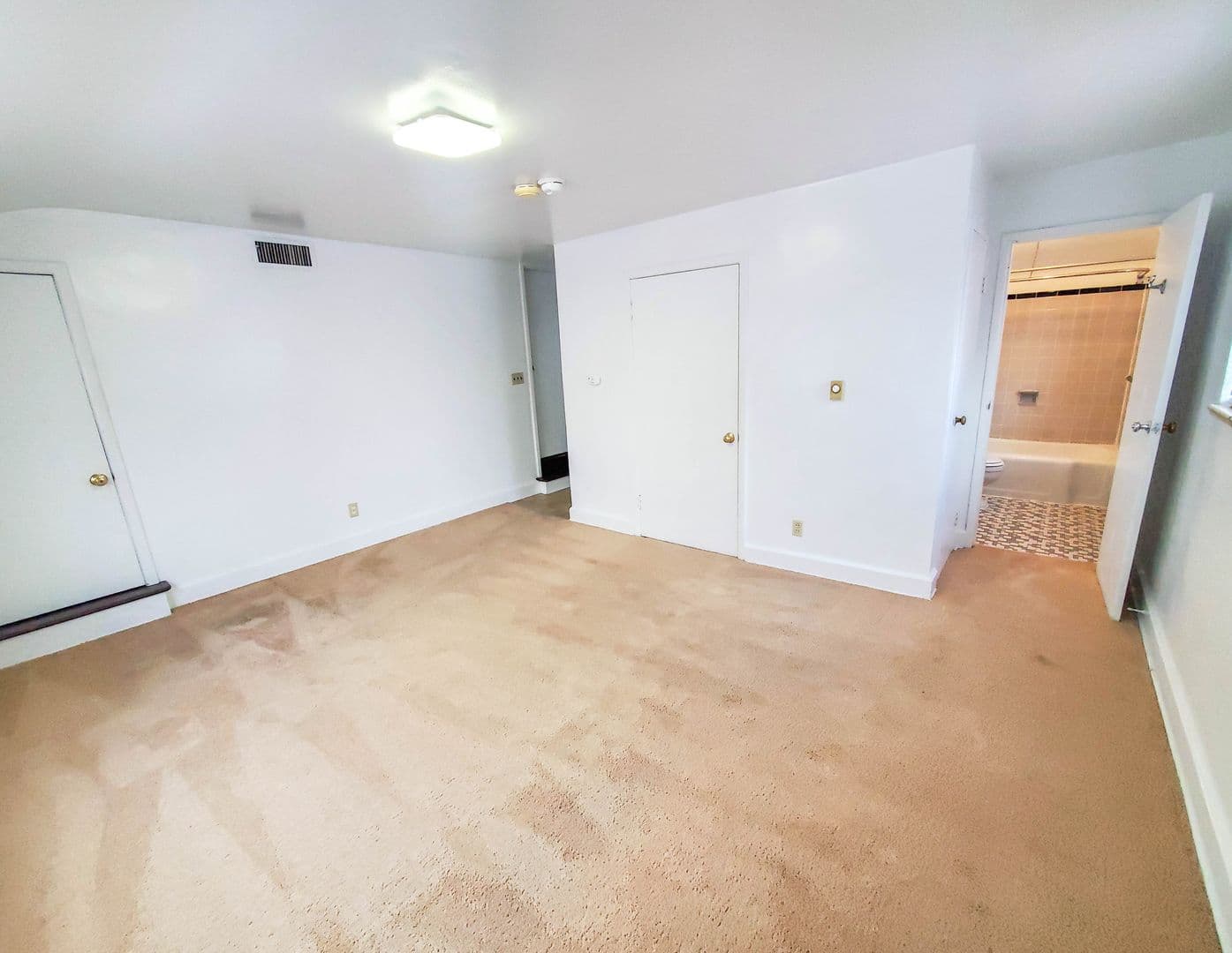 Erie Apartment: 263 West 8th Street