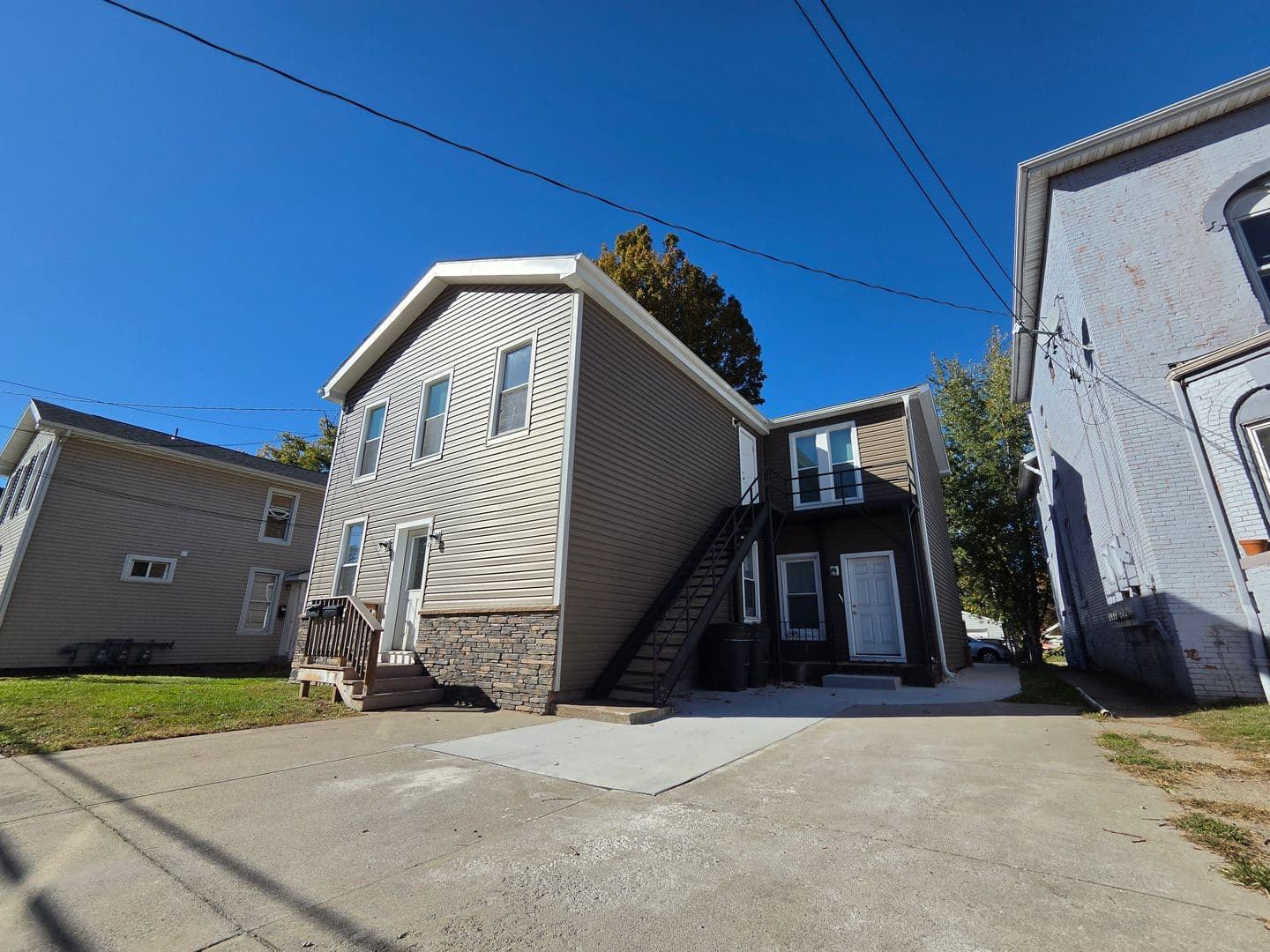 Erie Apartment: 342 West 5th Street