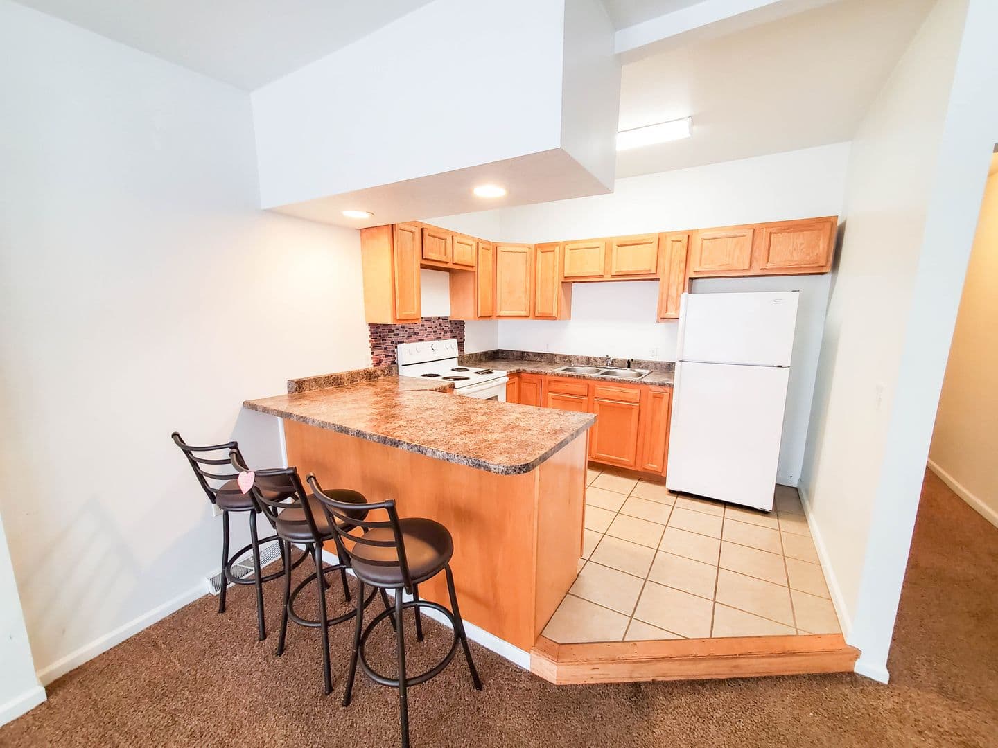 Erie Apartment: 818 Sassafras Street