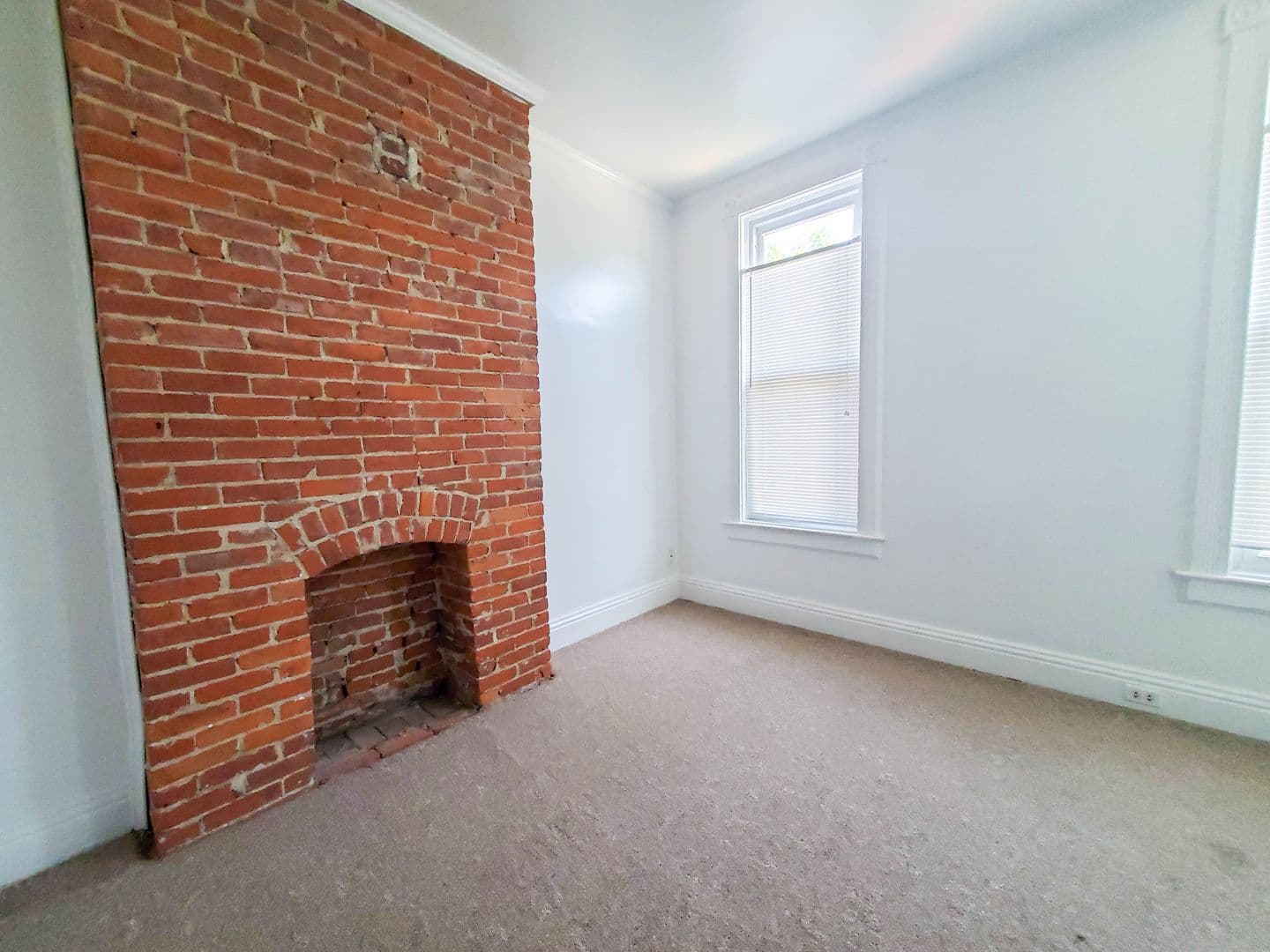 Erie Apartment: 337 West 8th Street