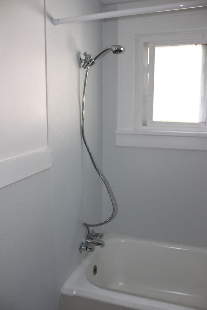 Erie Apartment: 326 West 8th Street