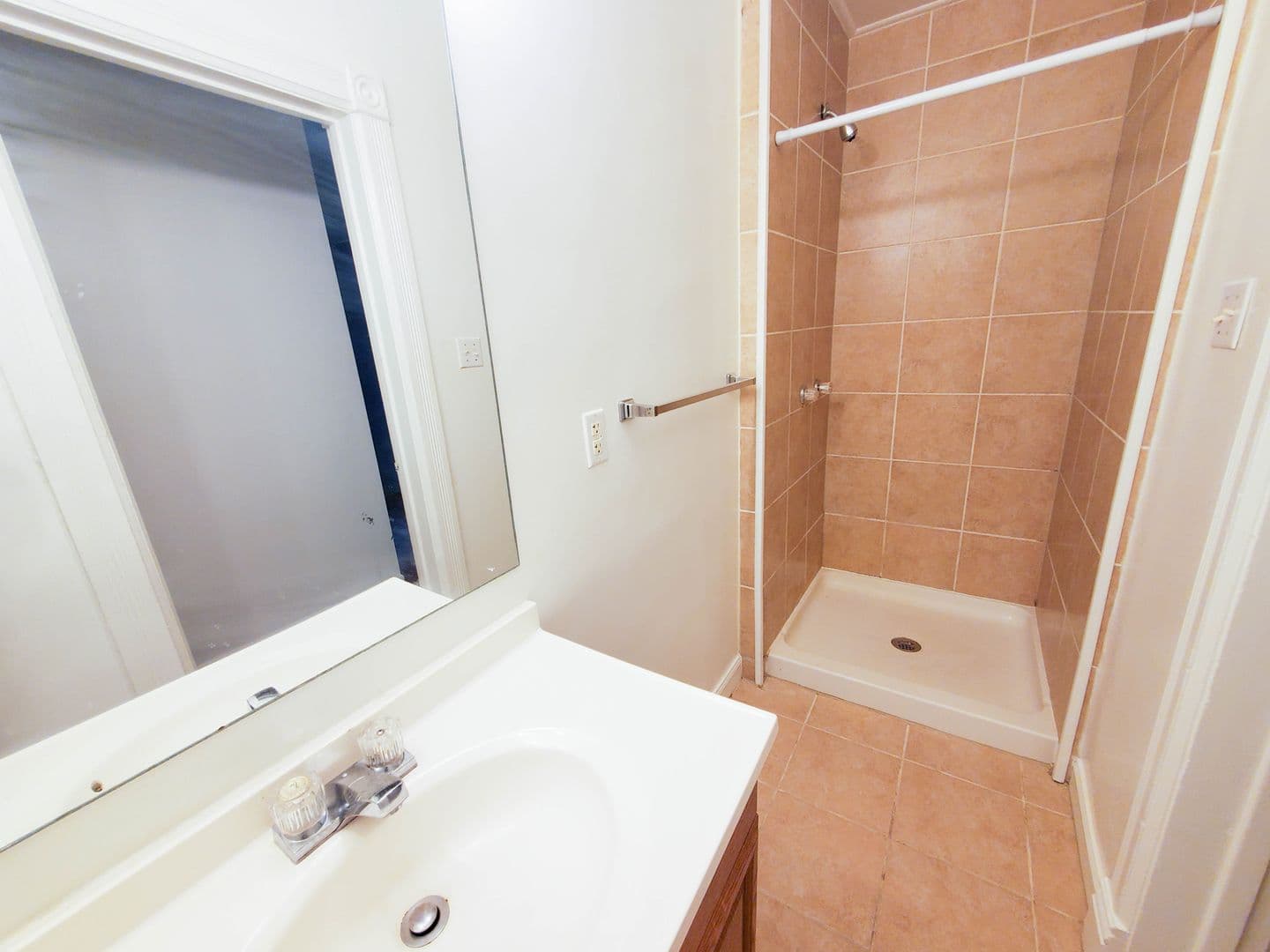 Erie Apartment: 337 West 8th Street