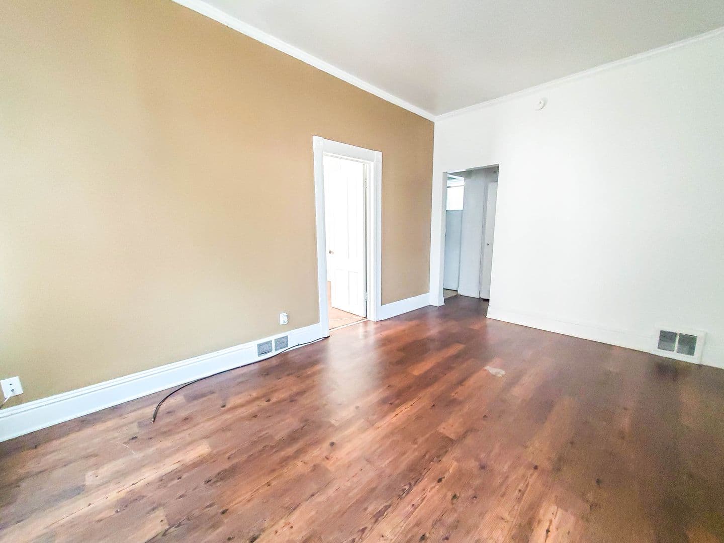 Erie Apartment: 337 West 8th Street