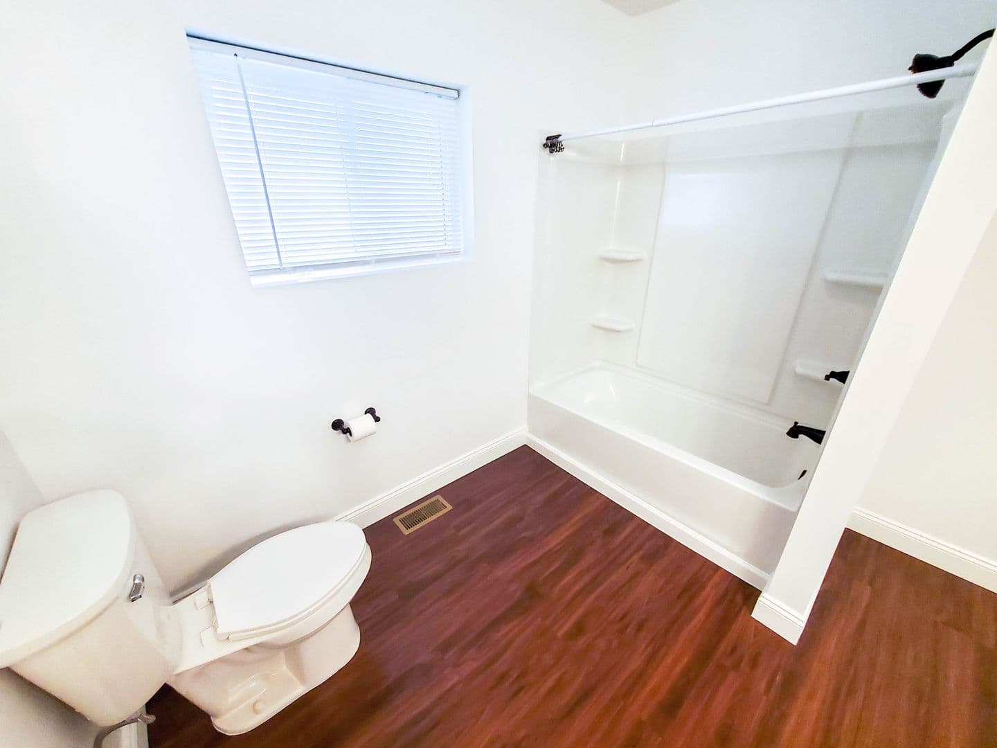 Erie Apartment: 356 West 4th Street