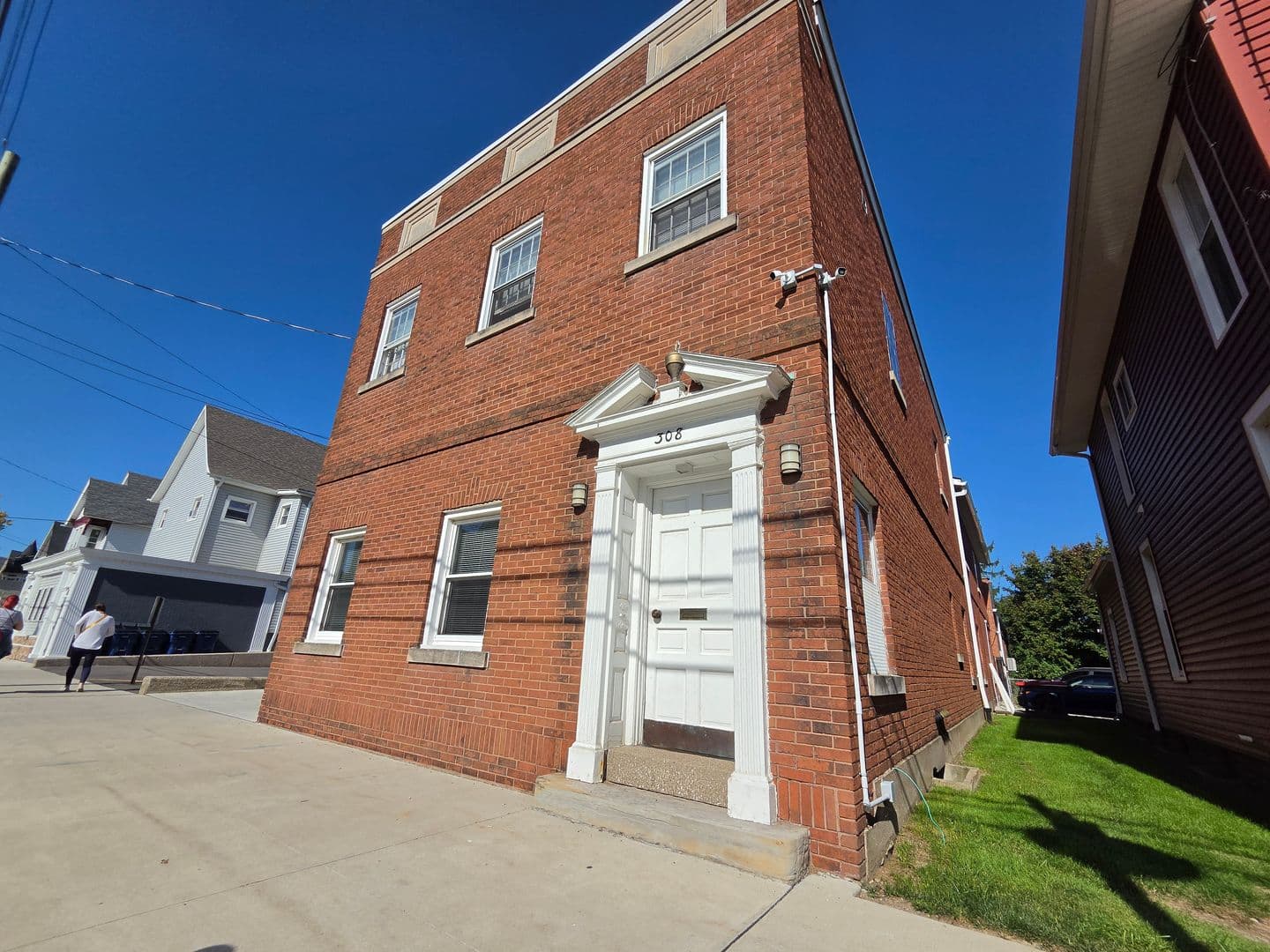 Erie Apartment: 308 West 8th Street
