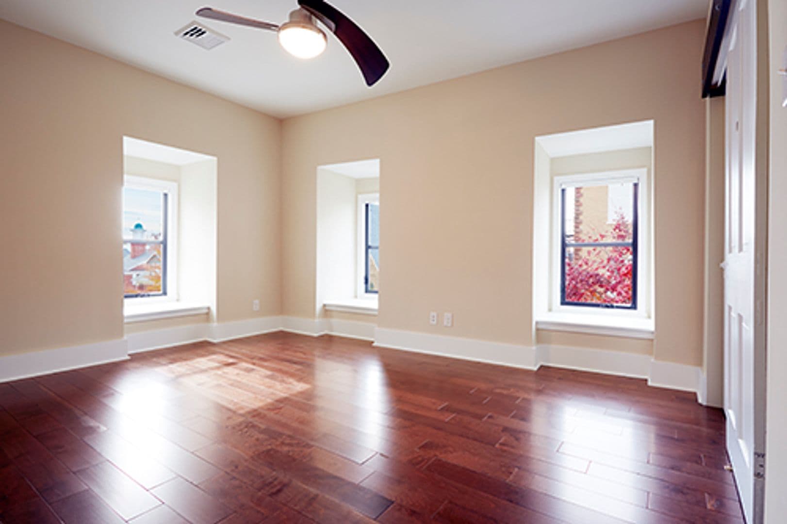 Phoenixville Apartment: 31 South Main St