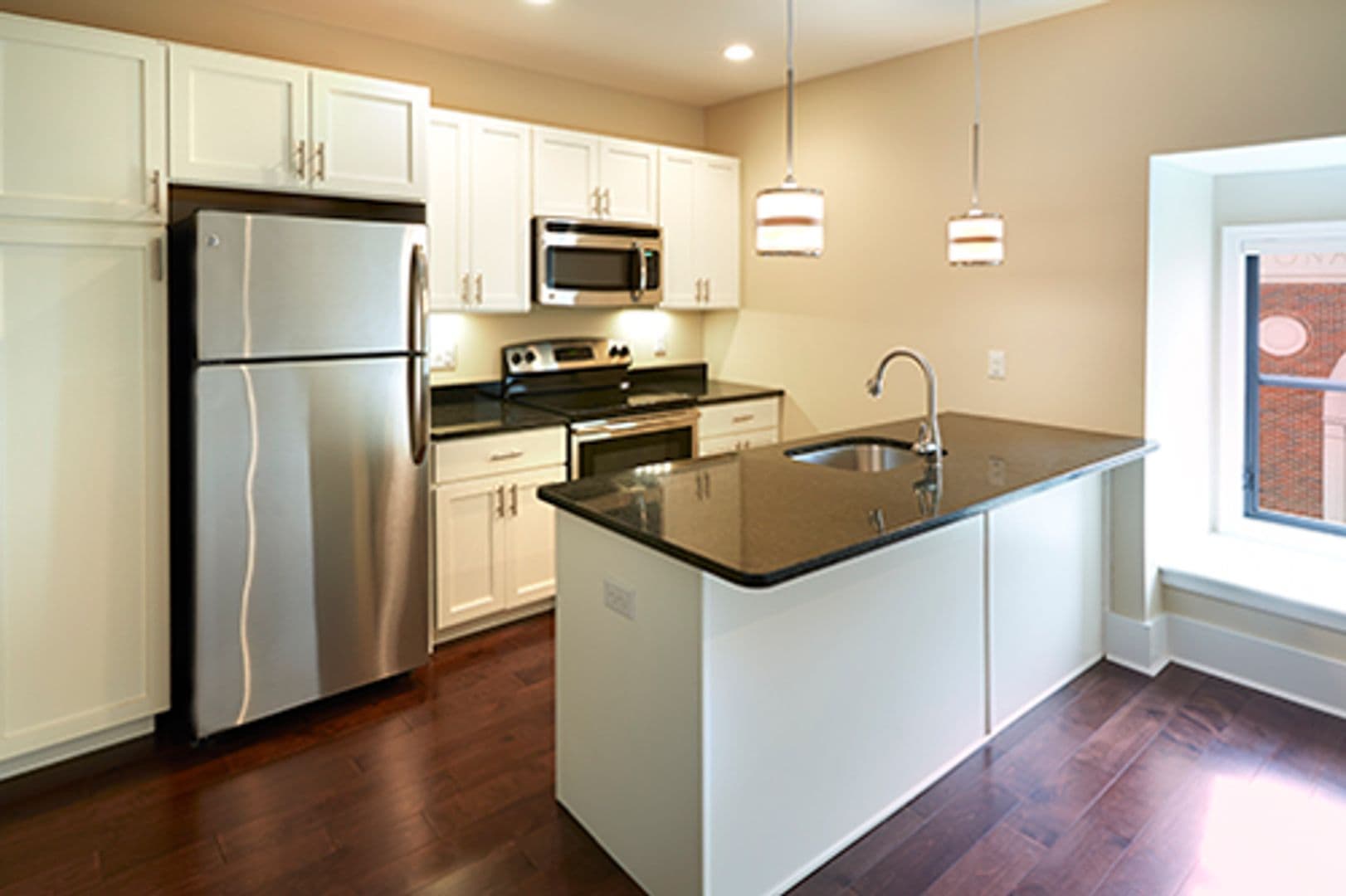 Phoenixville Apartment: 31 South Main St