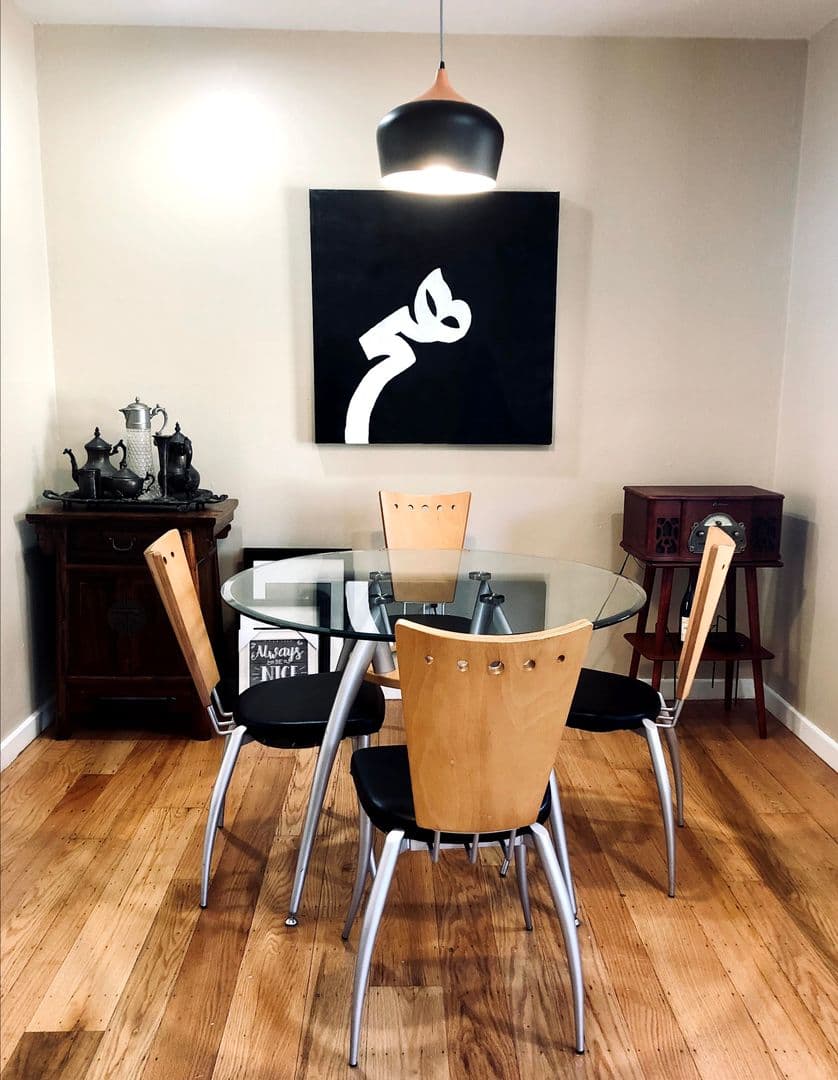 Albany Apartment: 986 Kains Ave