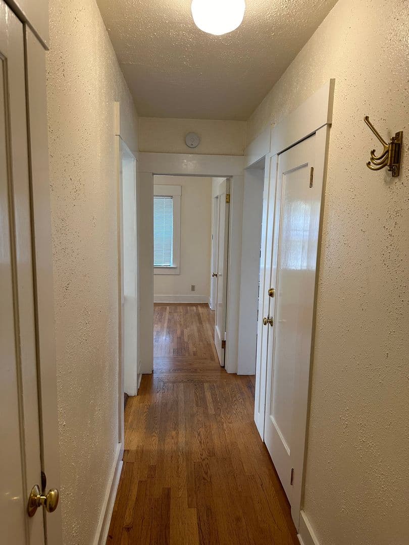Oakland Apartment: 3810 Opal Street