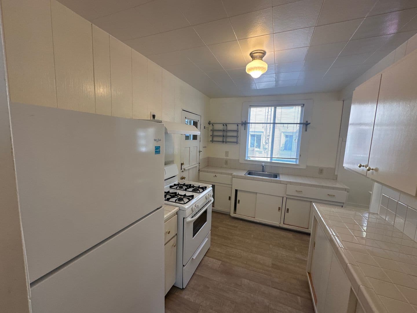 Oakland Apartment: 3810 Opal Street