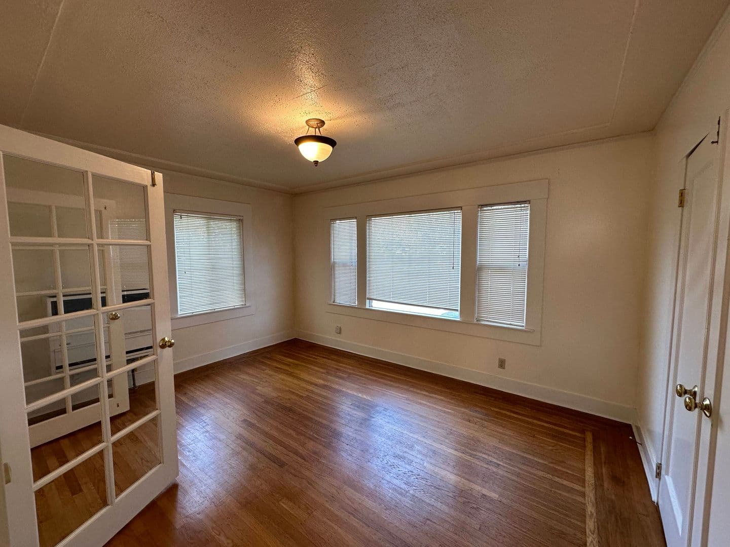 Oakland Apartment: 3810 Opal Street