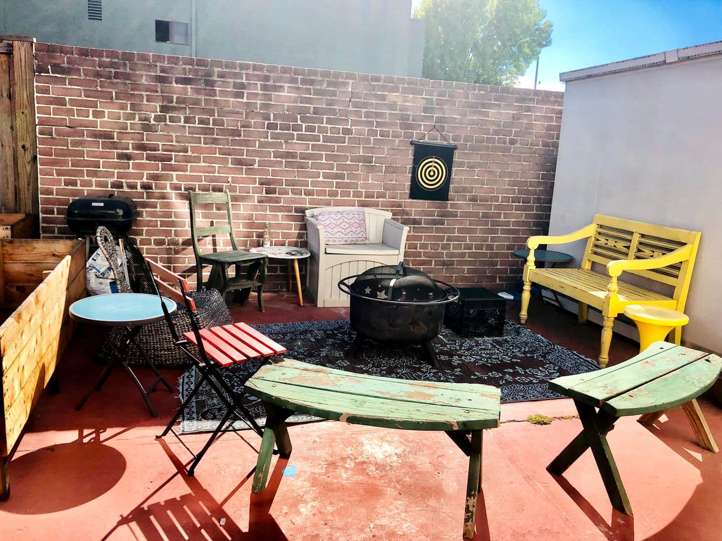Albany Apartment: 986 Kains Ave