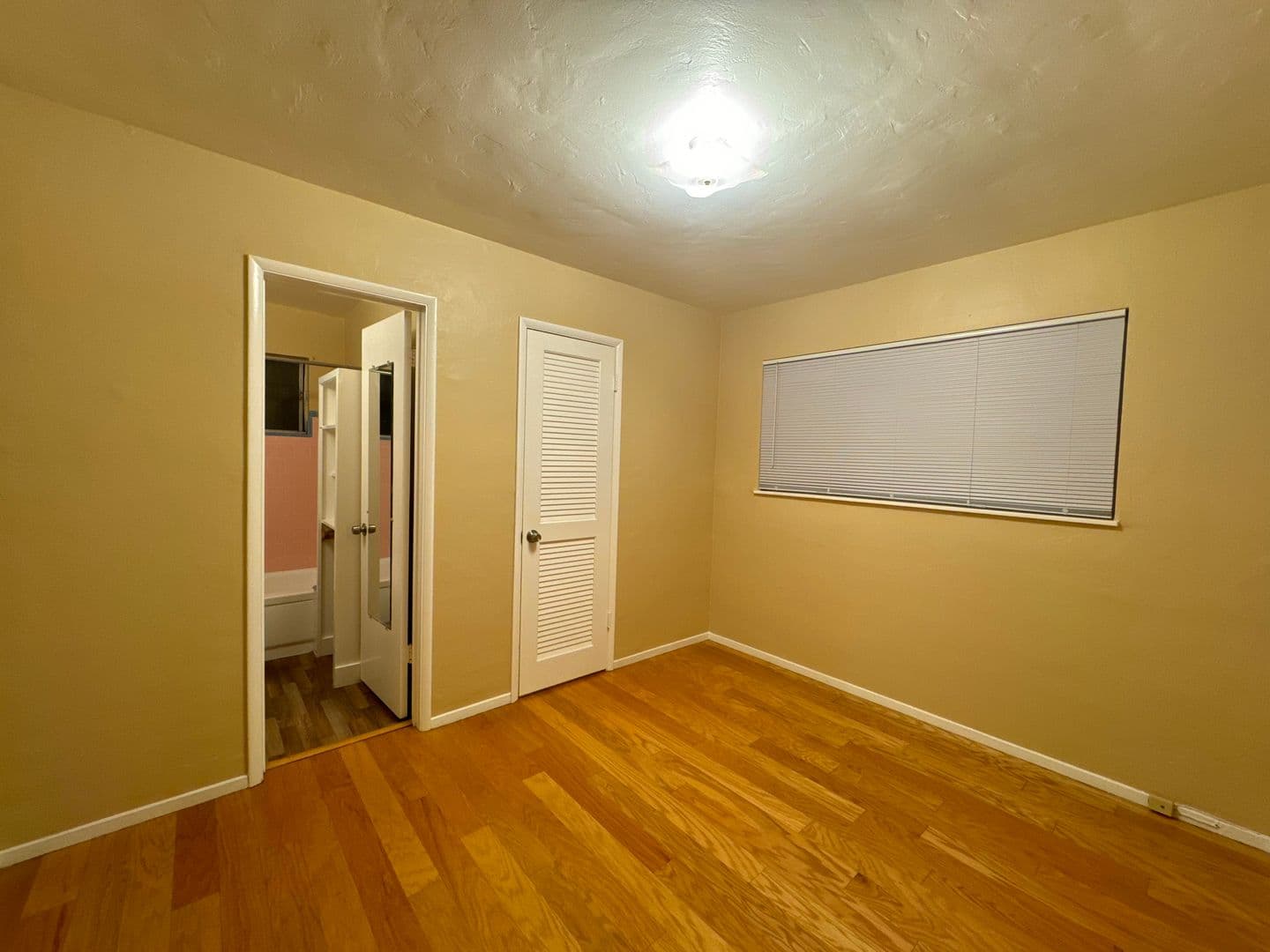 Berkeley Apartment: 1621 Blake street
