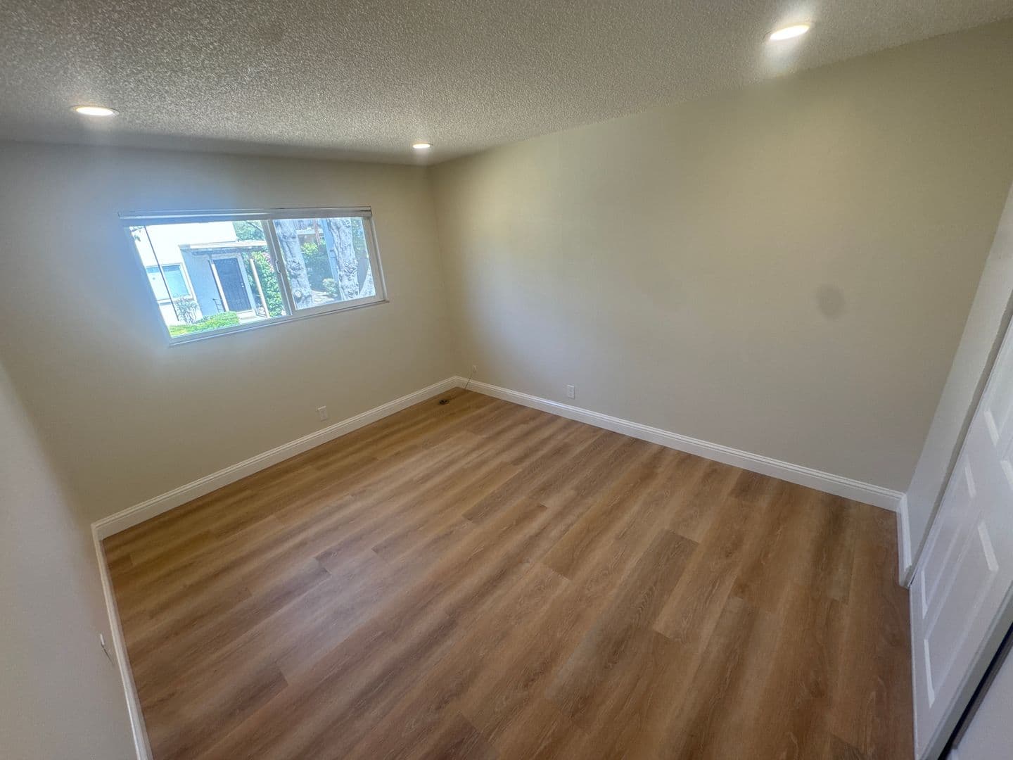San Leandro Apartment: 1650 159th Ave
