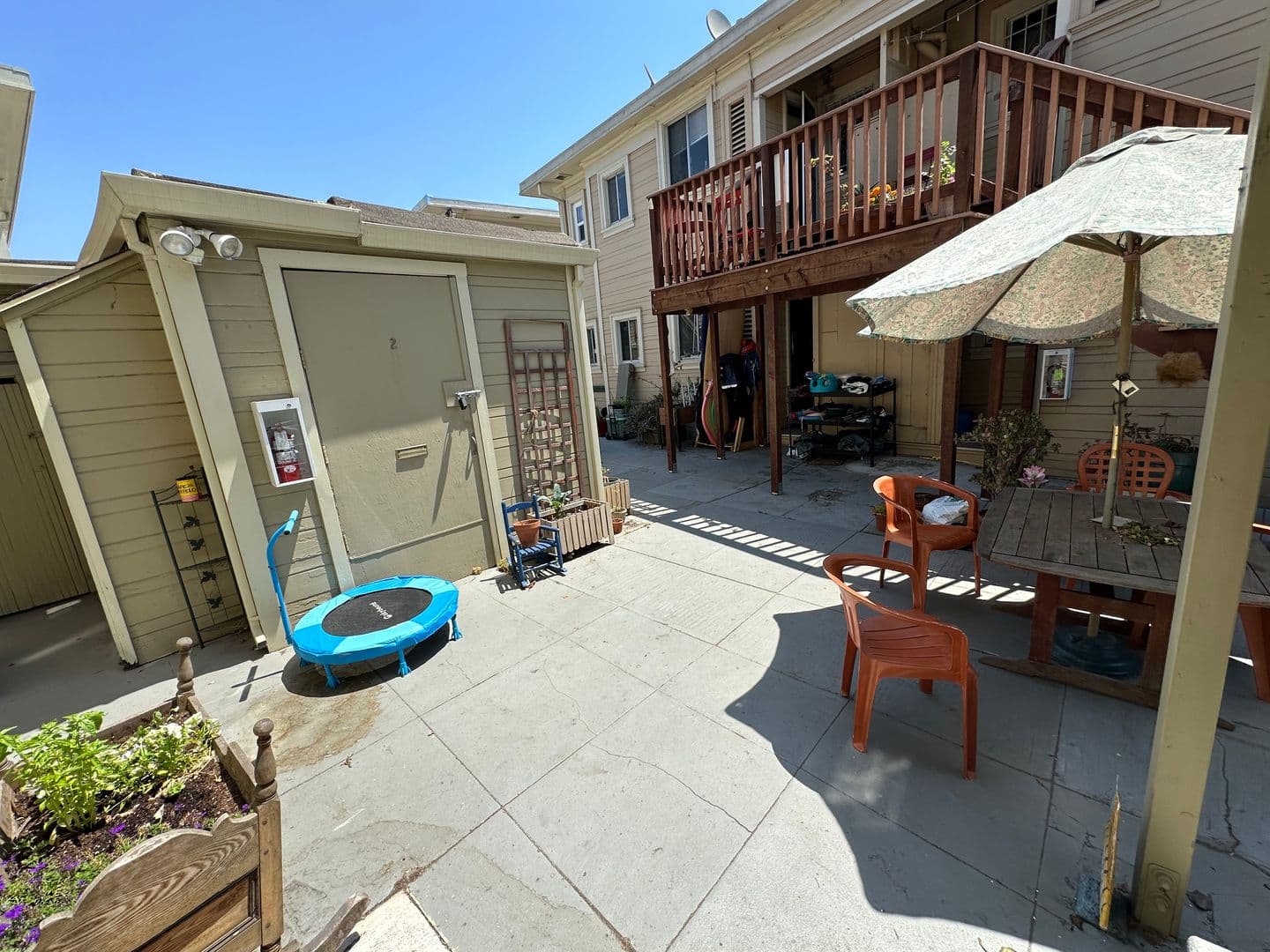 Oakland Apartment: 3810 Opal Street