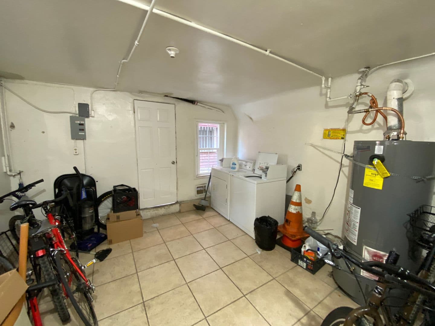 Oakland Apartment: 480 37th Street