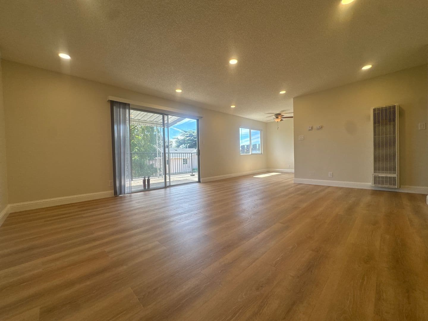 San Leandro Apartment: 1650 159th Ave