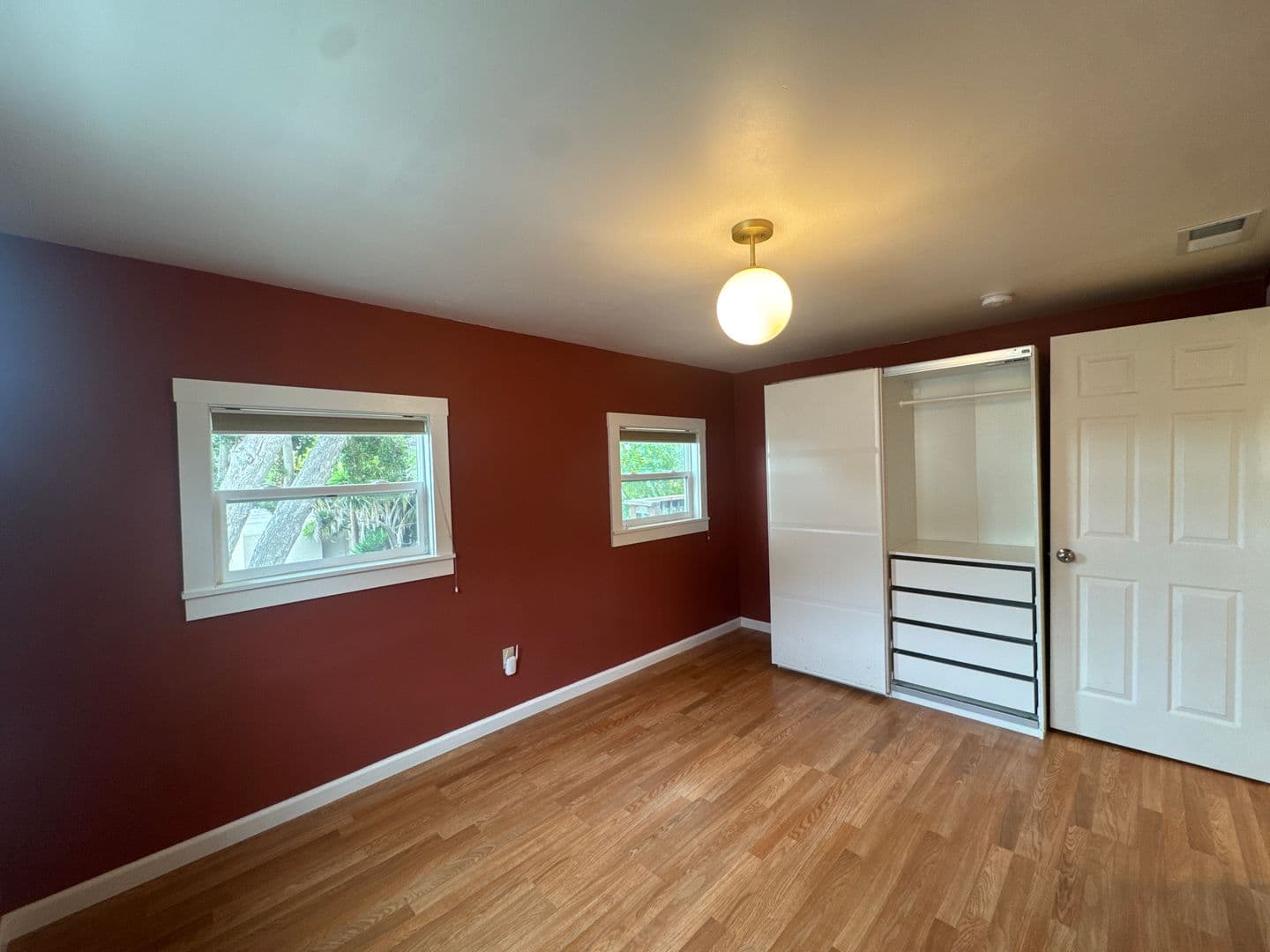 Oakland Apartment: 2007 E 22nd Street