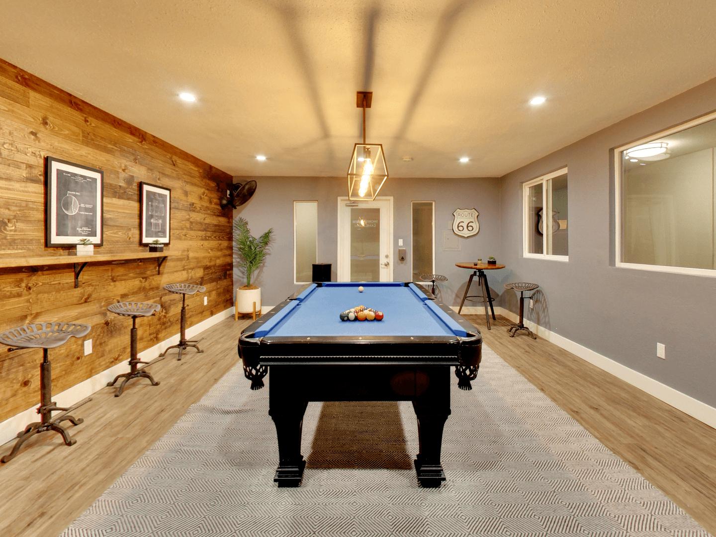 Concord Apartment: 1841 Laguna Street