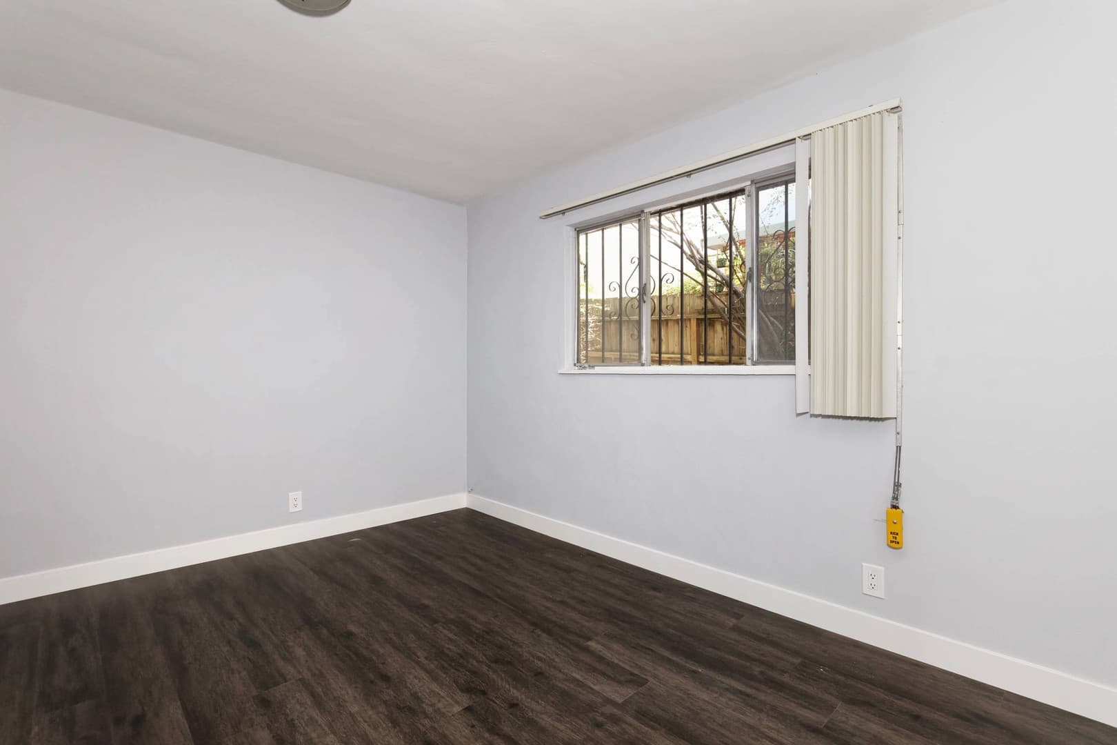 Oakland Apartment: 261-269 Fairmount Avenue