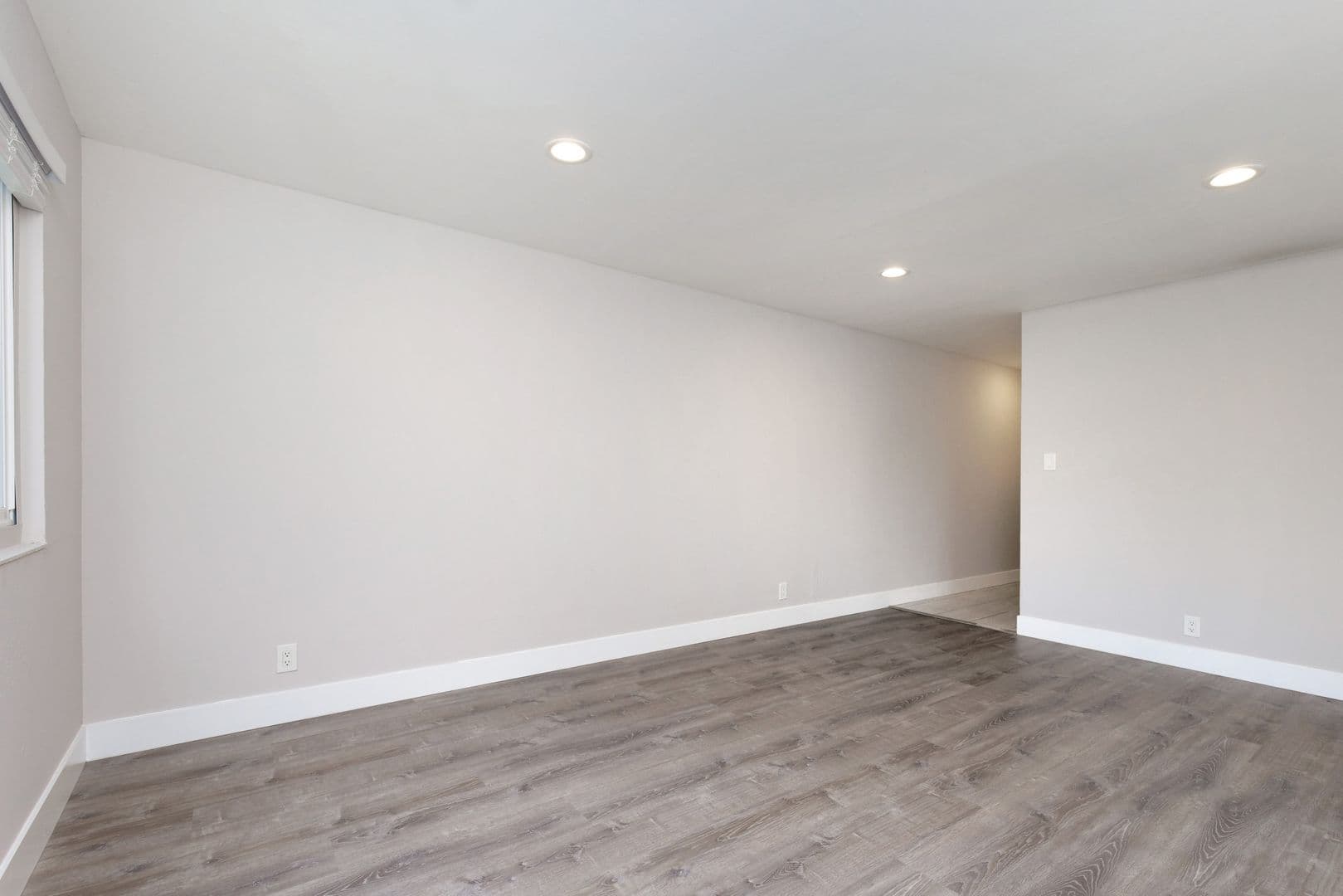 El Sobrante Apartment: 5017-5019 San Pablo Dam Road