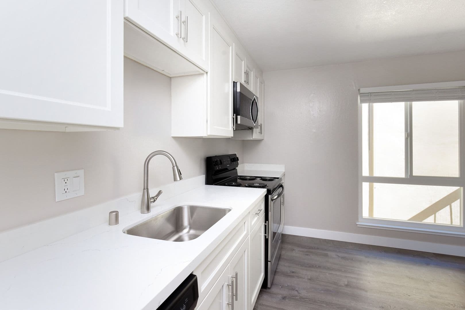 Concord Apartment: 1621 Adelaide St