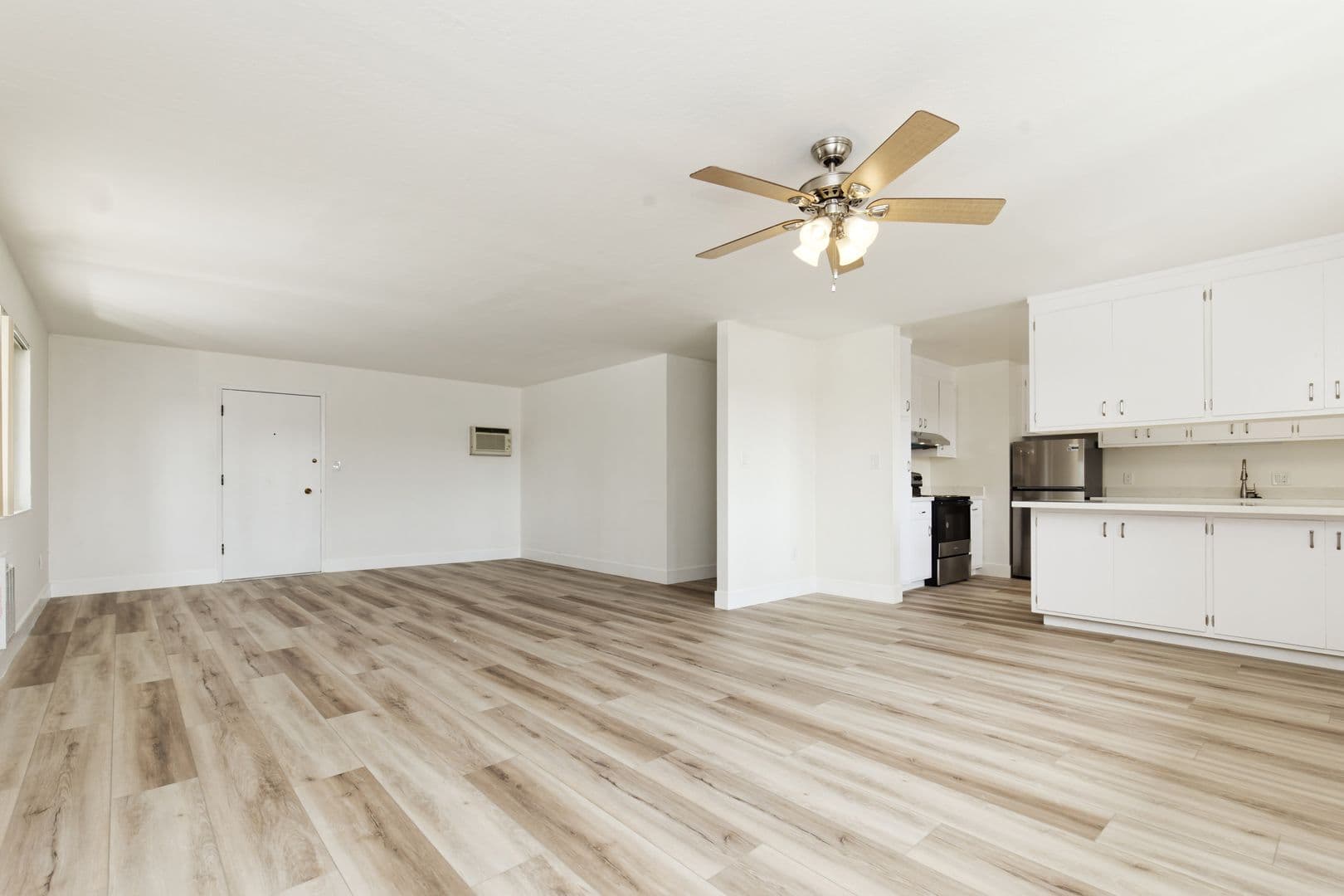 San Leandro Apartment: 540 Callan Ave