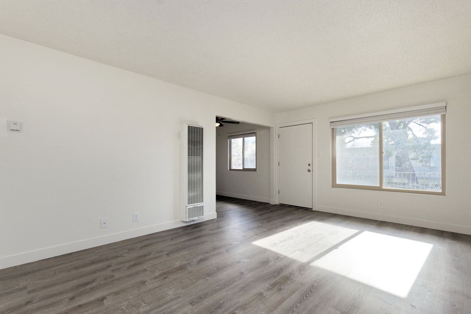 Castro Valley Apartment: 20928 Wilbeam Ave