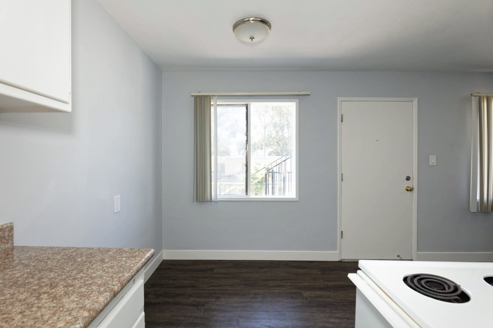 Oakland Apartment: 261-269 Fairmount Avenue