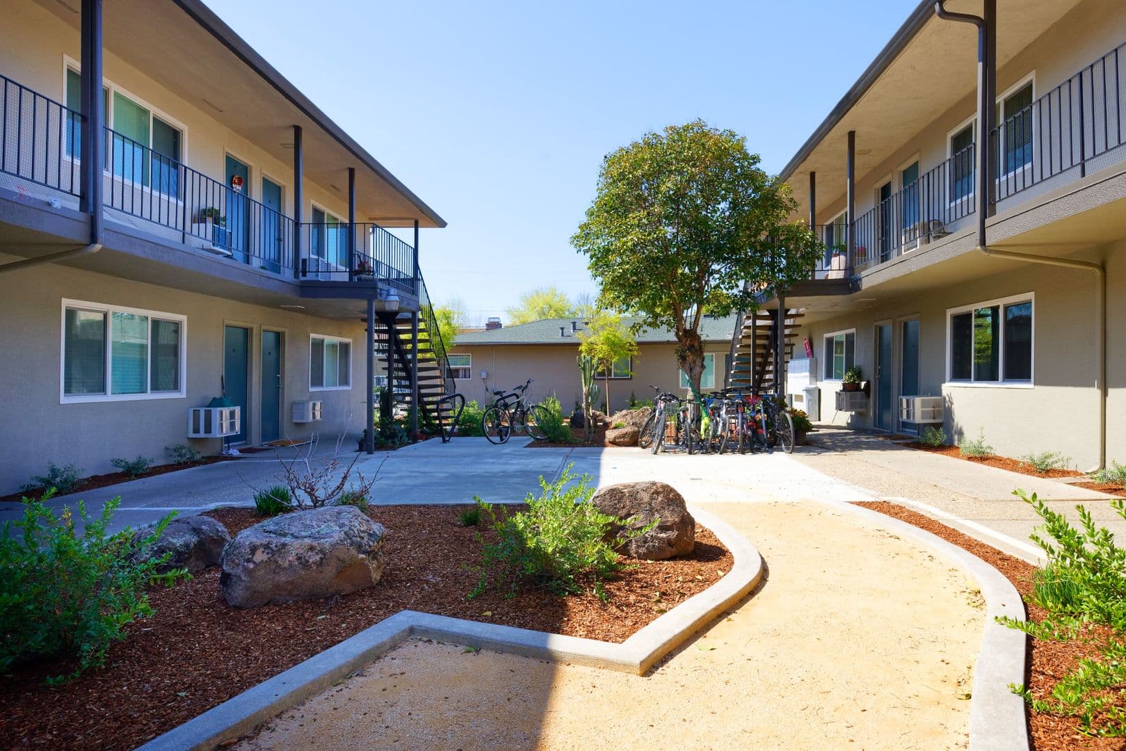 Concord Apartment: 1620 Adelaide St