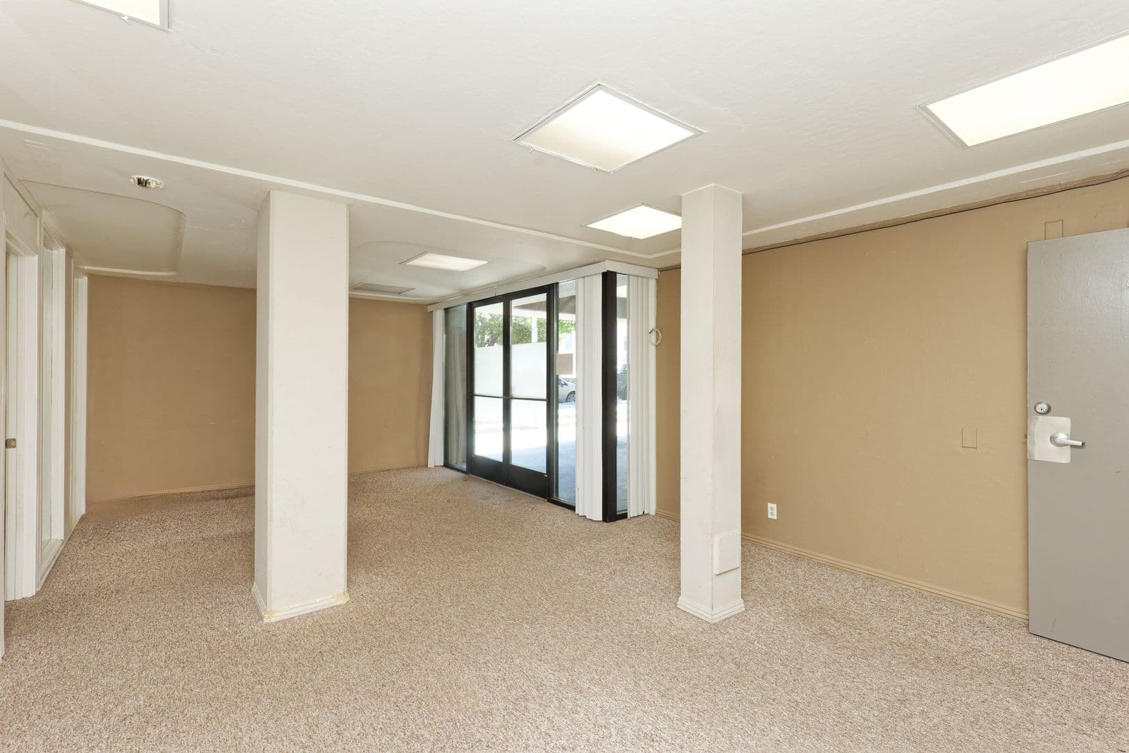 Oakland Apartment: 1565 Madison Street