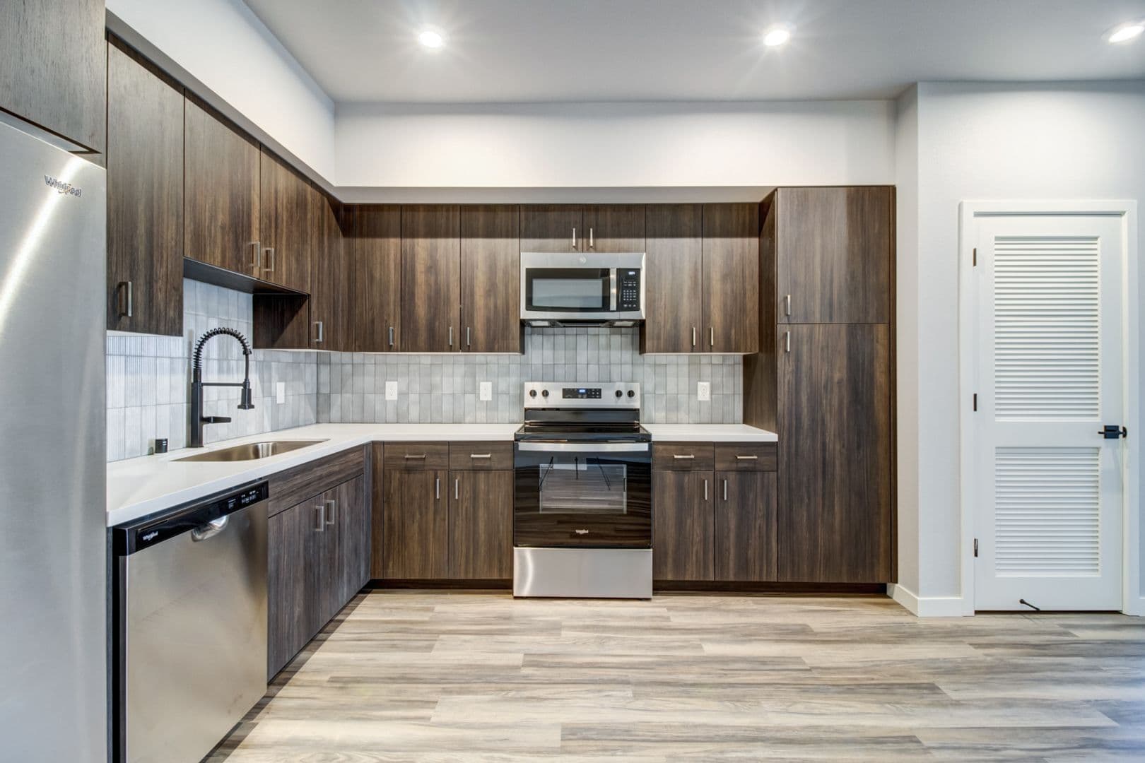 Fairfield Apartment: 5030 Wiseman Wy