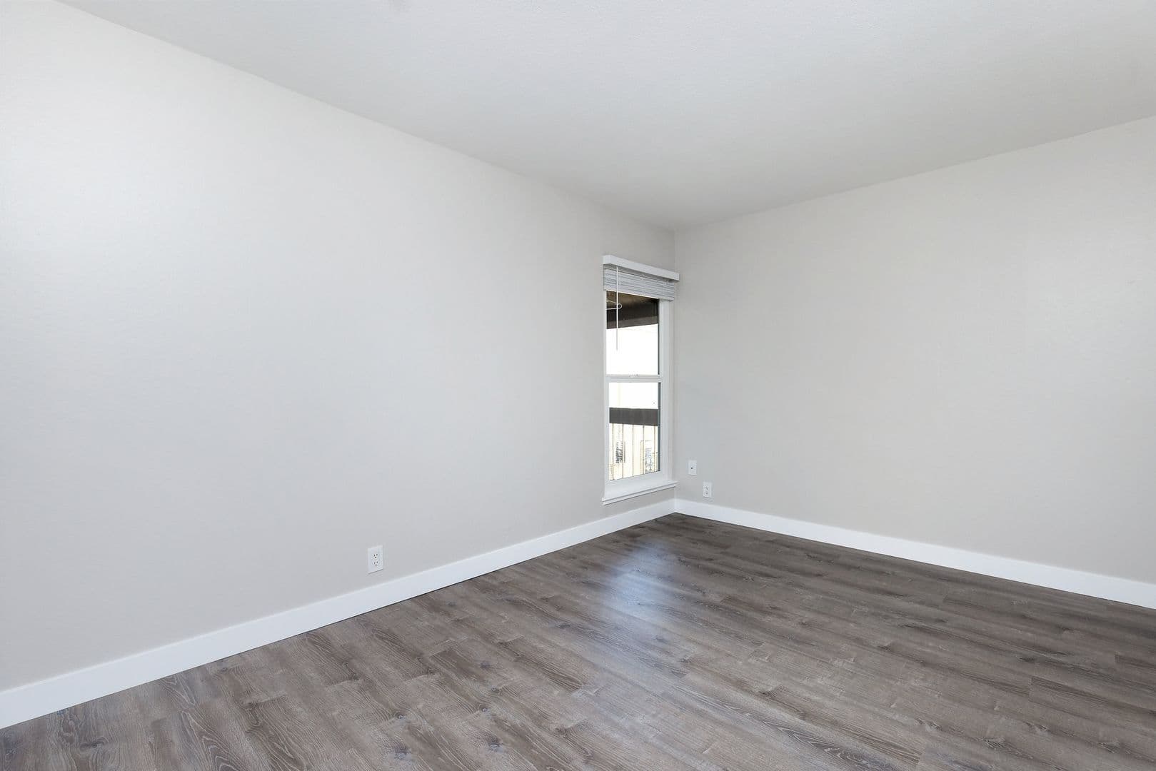 Concord Apartment: 1621 Adelaide St