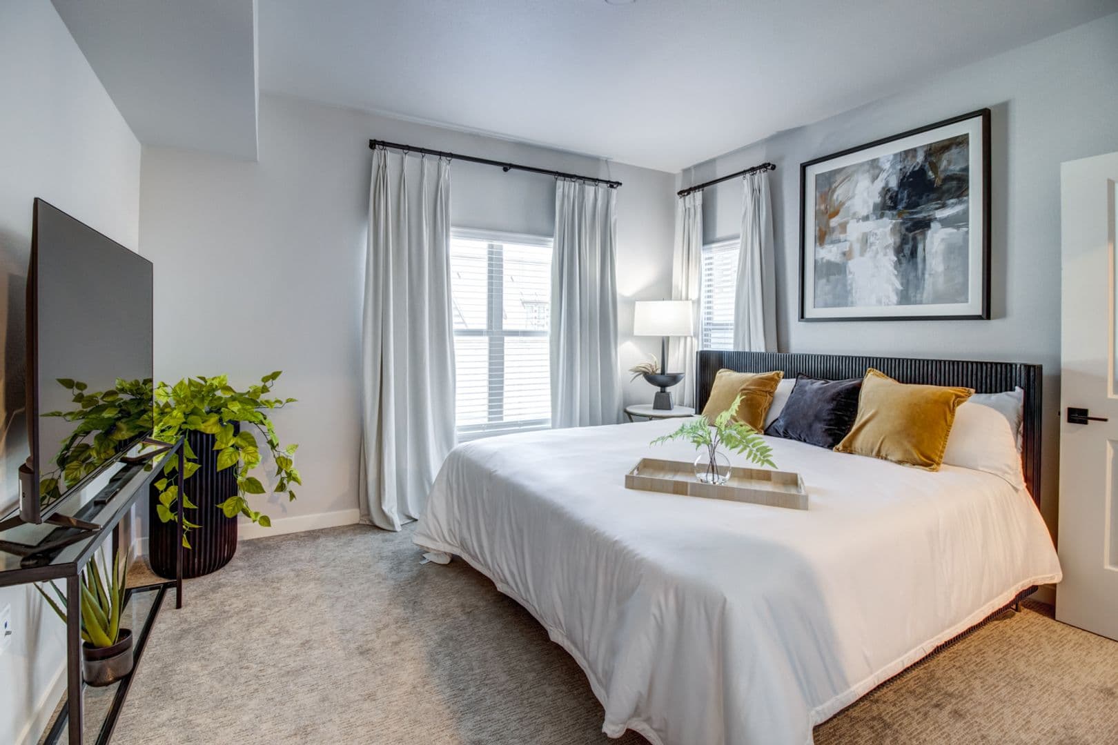 Fairfield Apartment: 5030 Wiseman Wy
