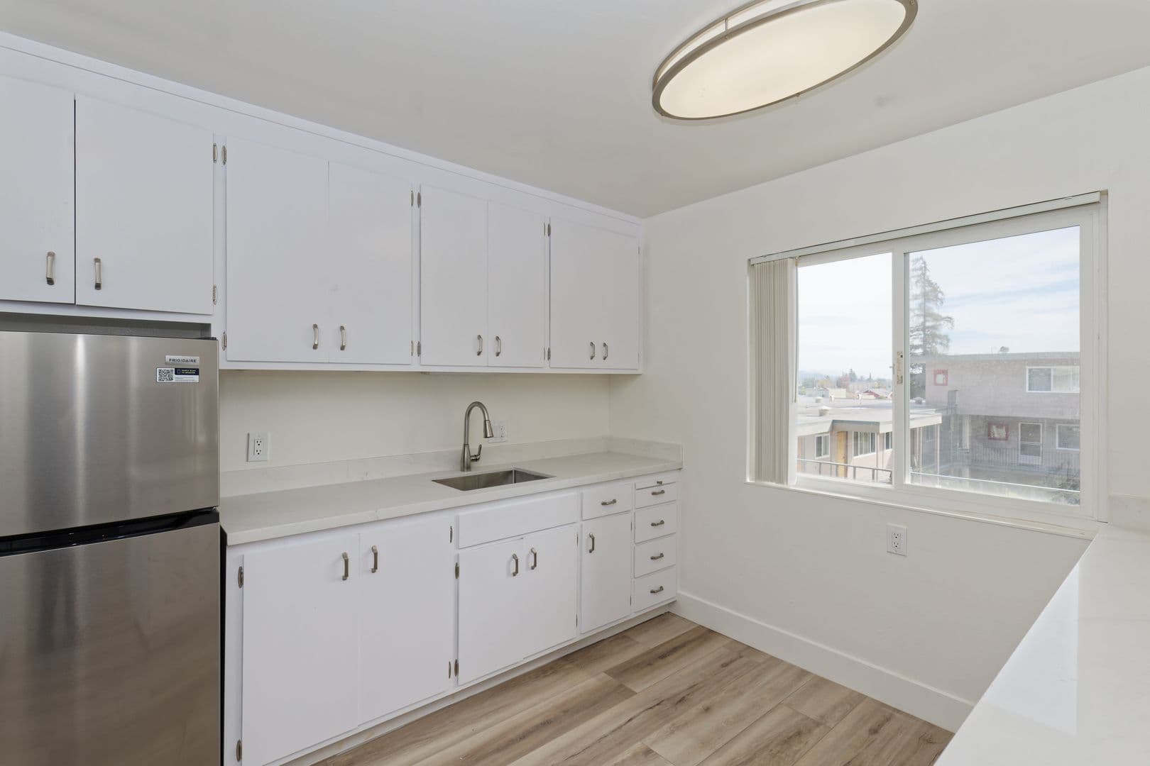 San Leandro Apartment: 540 Callan Ave