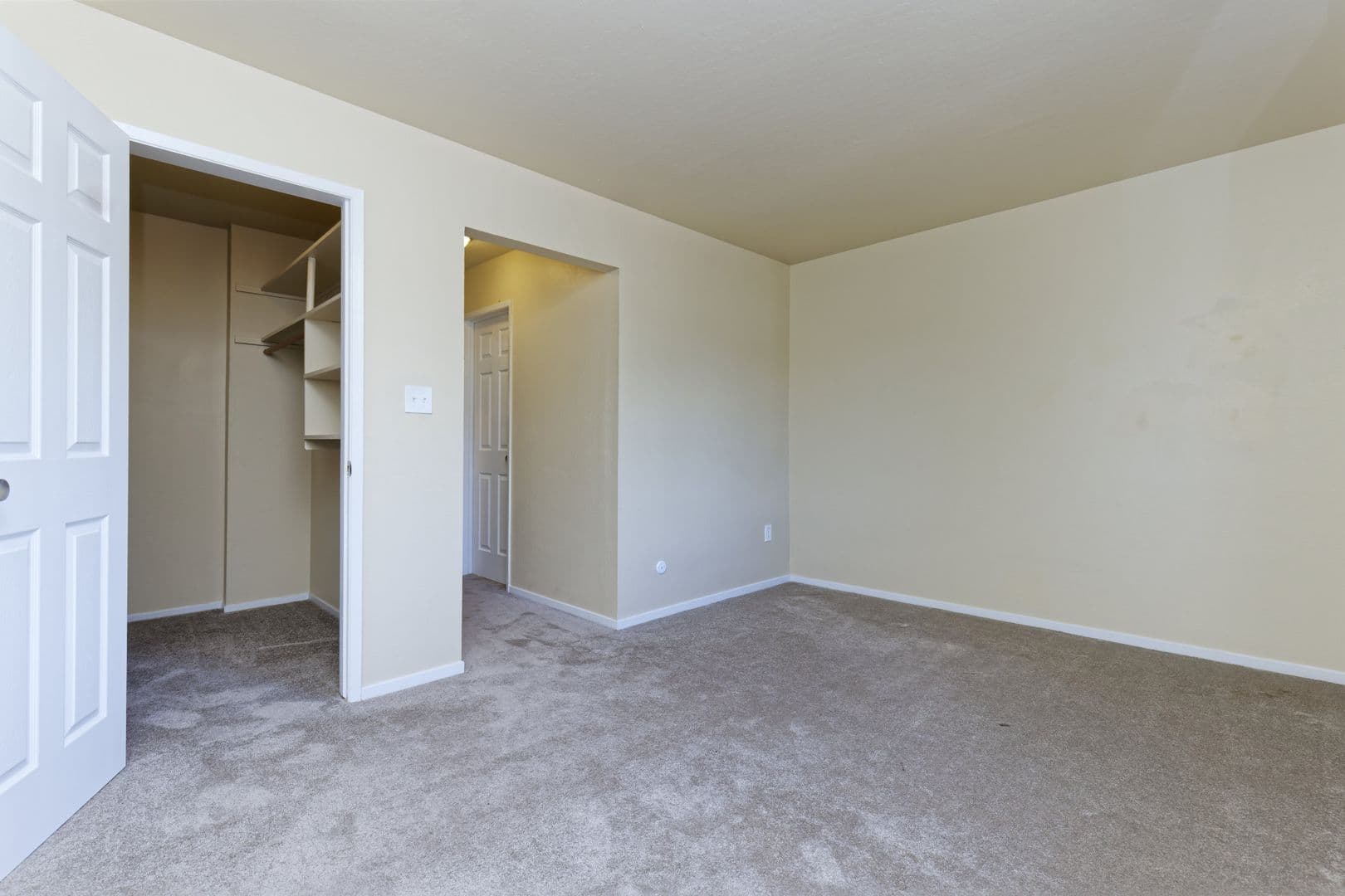 San Leandro Apartment: 540 Callan Ave
