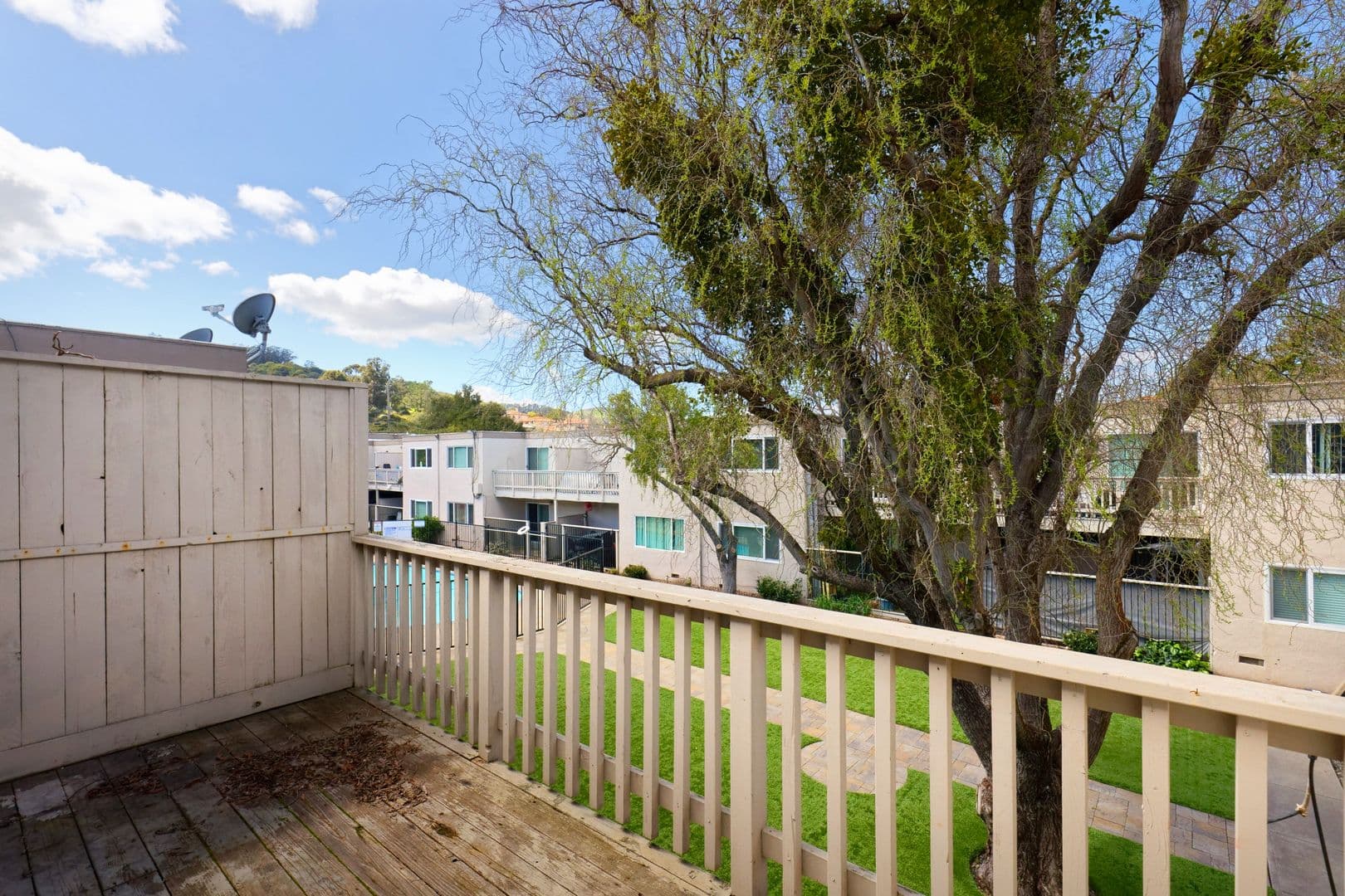 El Sobrante Apartment: 5017-5019 San Pablo Dam Road