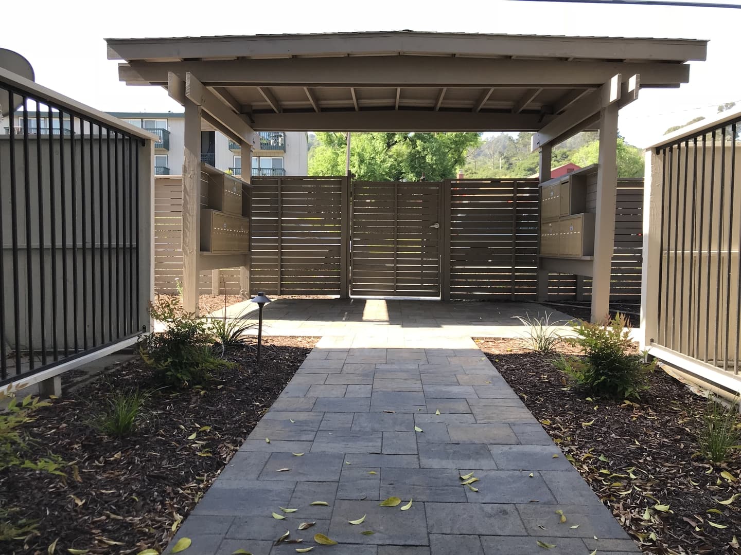 El Sobrante Apartment: 5017-5019 San Pablo Dam Road