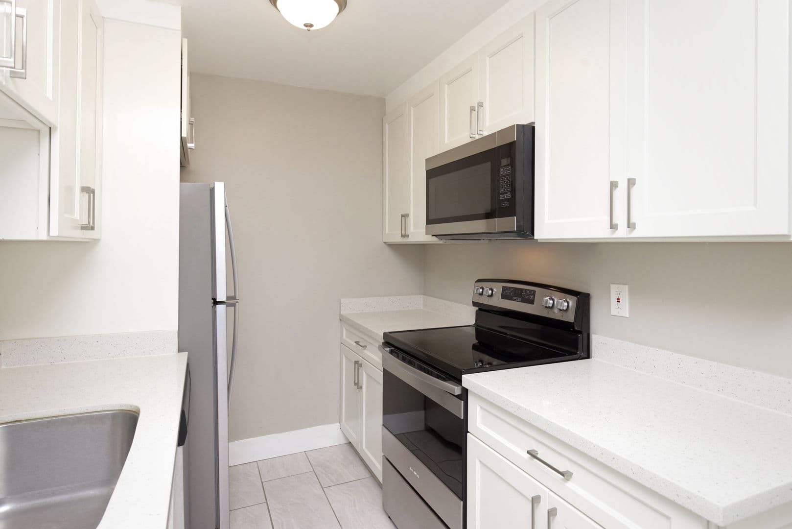 El Sobrante Apartment: 5017-5019 San Pablo Dam Road