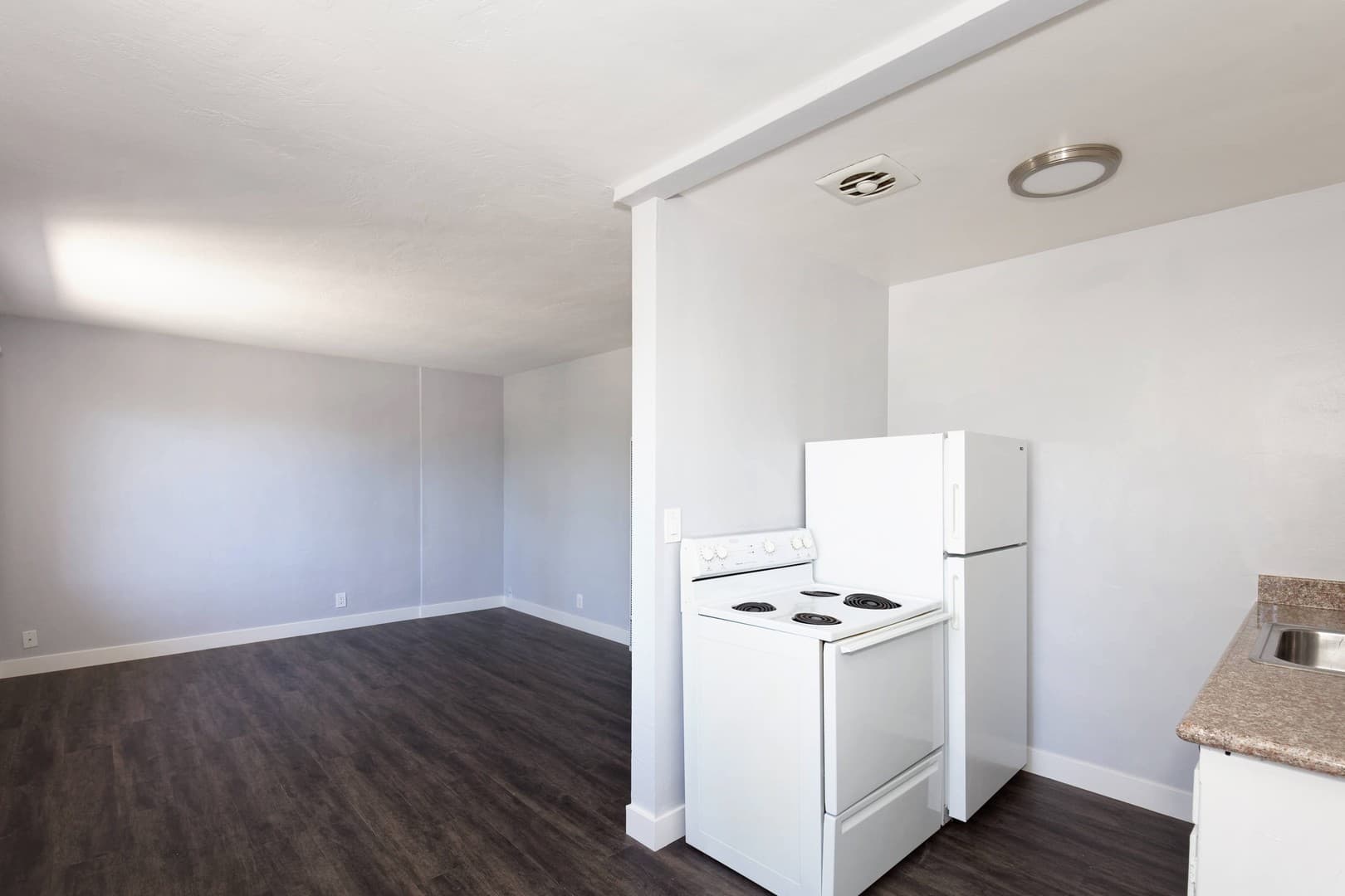 Oakland Apartment: 261-269 Fairmount Avenue