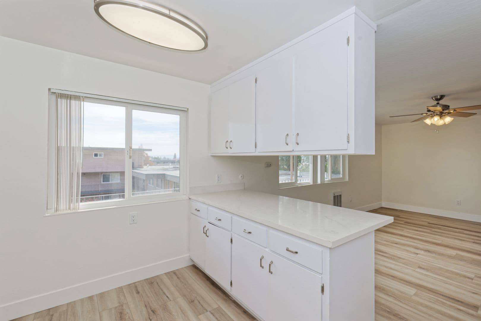San Leandro Apartment: 540 Callan Ave
